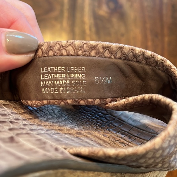 Tory Burch Lizard Platform Sandals - Picture 5 of 6